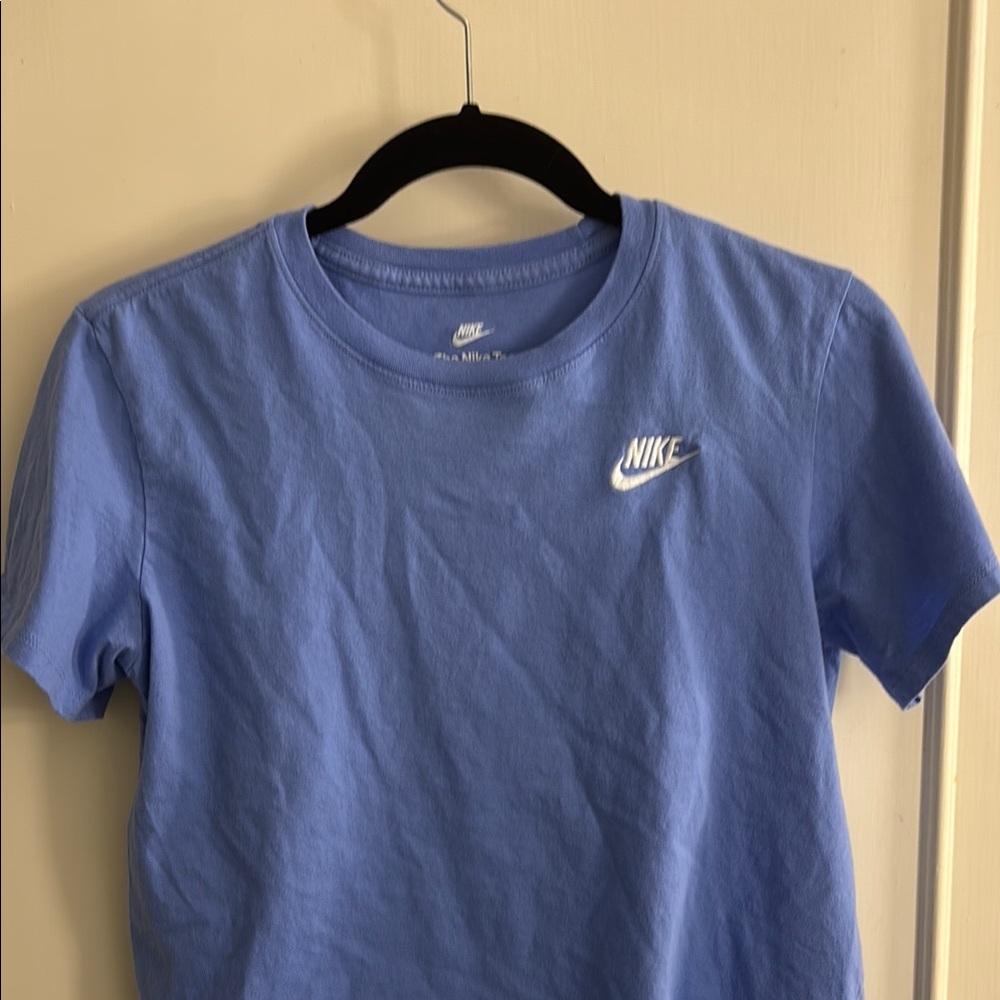 Nike Blue Short Sleeve Tee Classic Fit